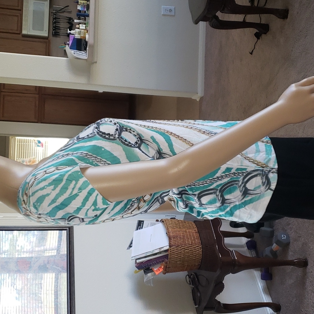 {Cache} M Chain Pattern Metal Detail Scoop Neck E… - image 4